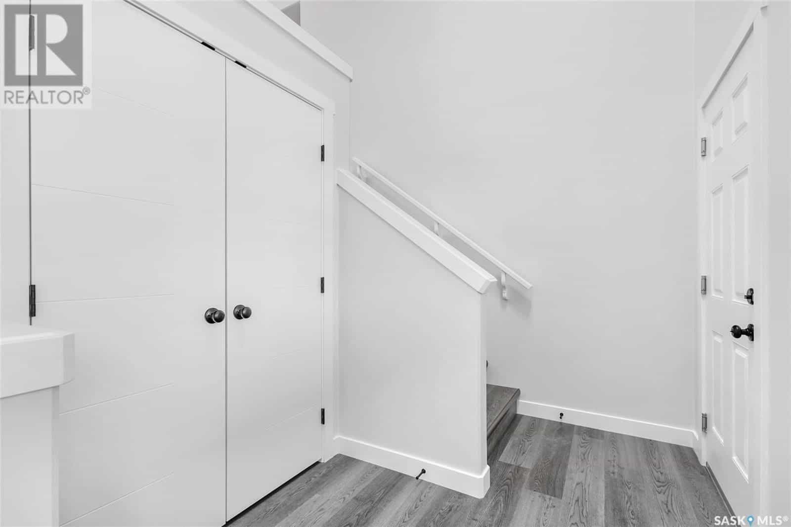 Commercial Property Image 2: 359 Labine Crescent,Saskatoon,Saskatchewan